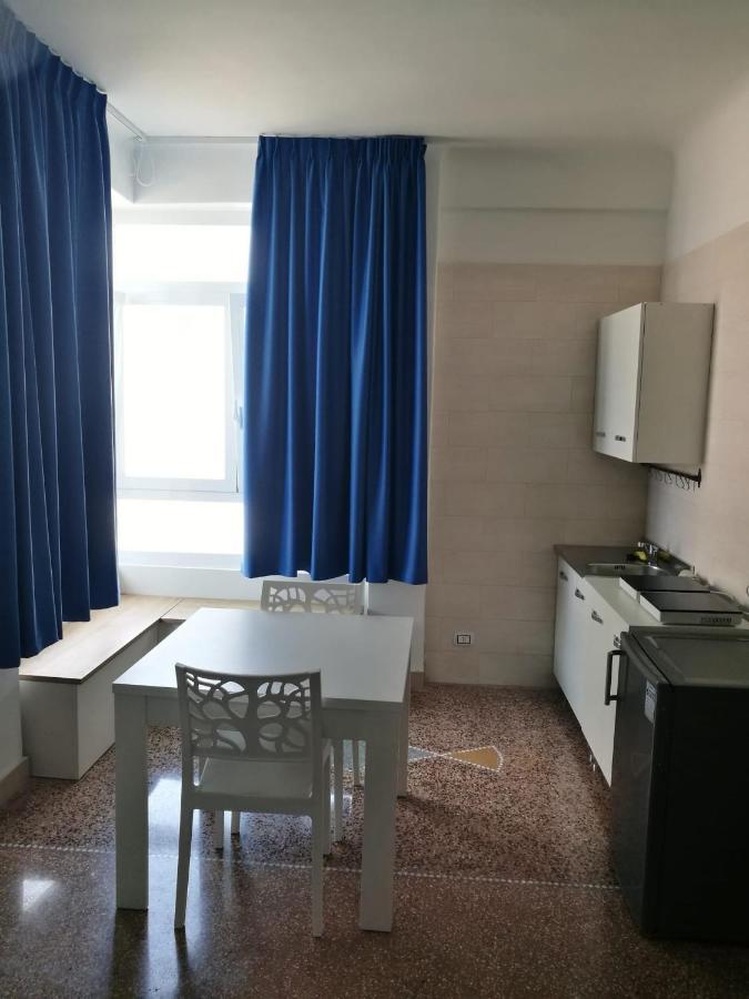 Settimo Sole Affitta Camere Taranto Exterior photo