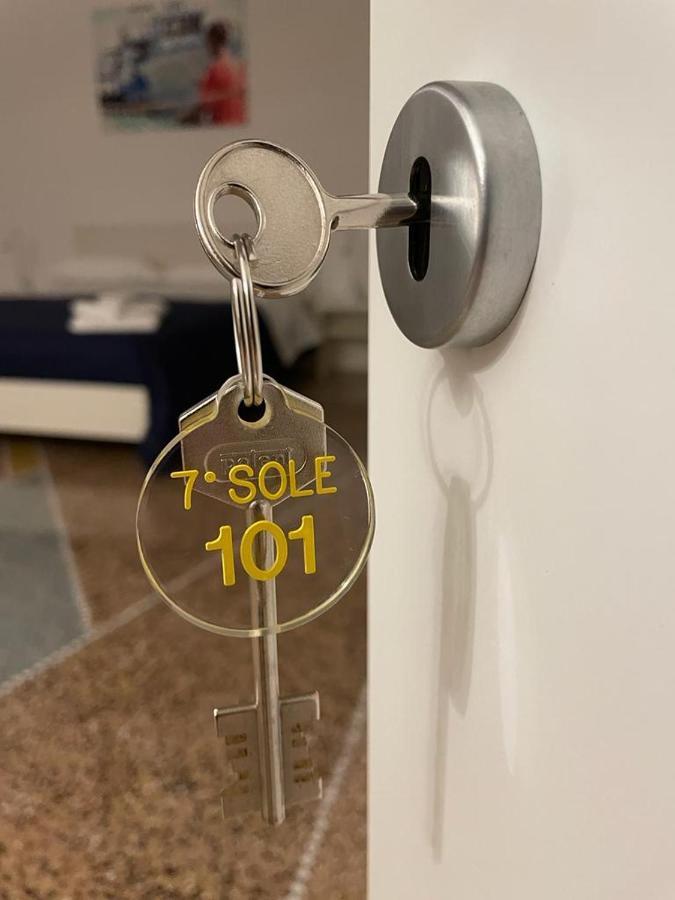 Settimo Sole Affitta Camere Taranto Exterior photo